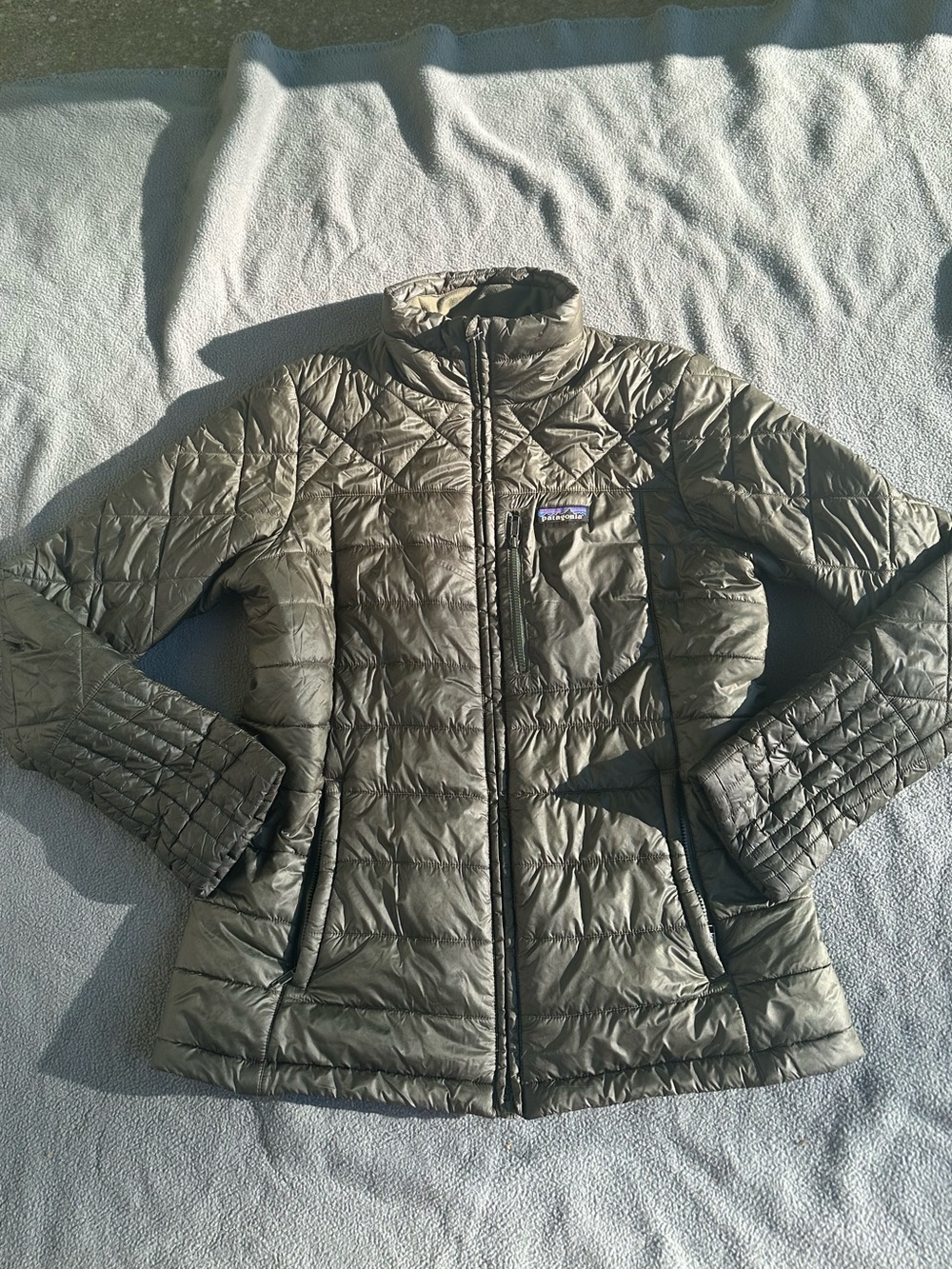 Patagonia Women's Quilted Puffer Jacket — Olive